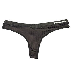 Aéropostale Women's Size Medium Panty Thong Seamless Black New Without Tags